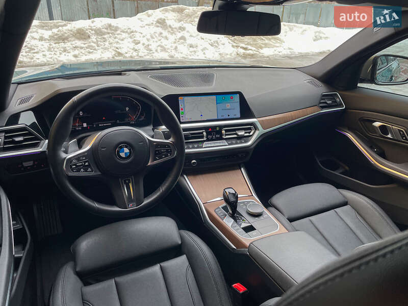 Седан BMW 3 Series 2020 в Ивано-Франковске