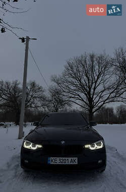 Седан BMW 3 Series 2018 в Кропивницькому