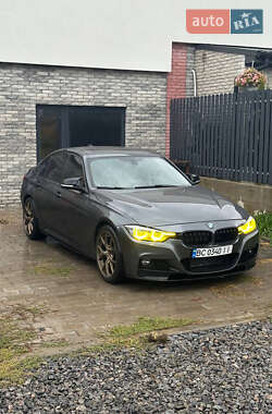 Седан BMW 3 Series 2015 в Кропивницком