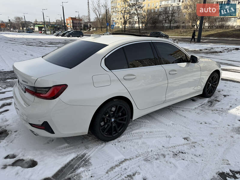 Седан BMW 3 Series 2019 в Днепре