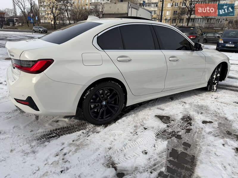 Седан BMW 3 Series 2019 в Днепре