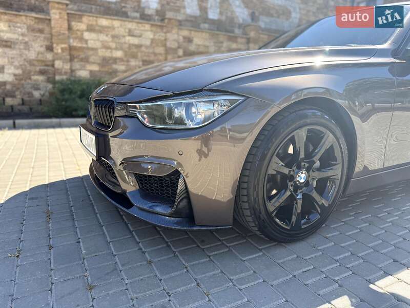 Седан BMW 3 Series 2014 в Чорноморську