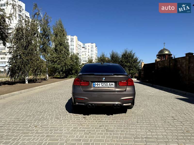 Седан BMW 3 Series 2014 в Чорноморську