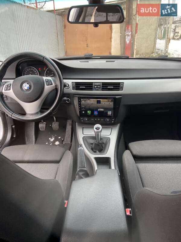 Универсал BMW 3 Series 2006 в Одессе
