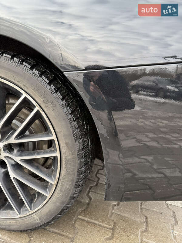 Седан BMW 3 Series 2013 в Львове