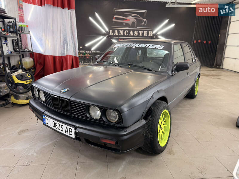 Седан BMW 3 Series 1985 в Киеве