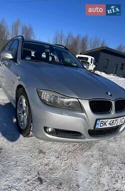 Універсал BMW 3 Series 2010 в Рівному