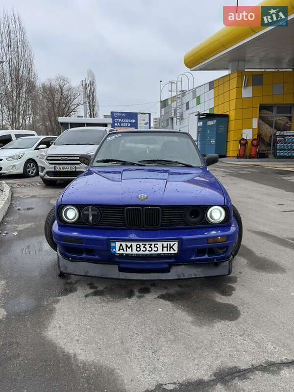 Седан BMW 3 Series 1986 в Киеве