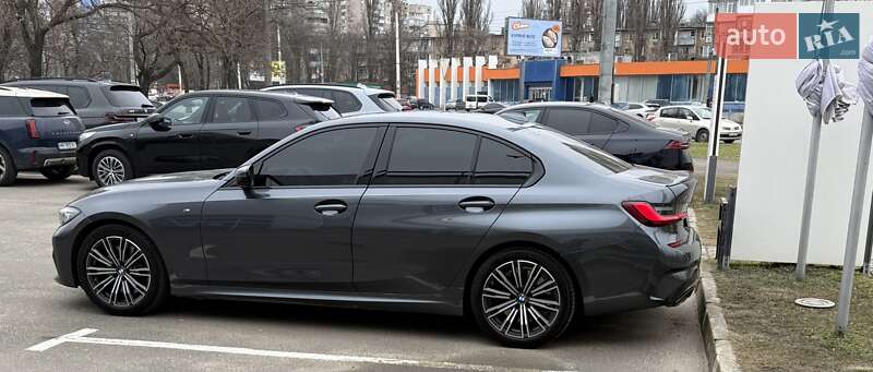 Седан BMW 3 Series 2022 в Одессе