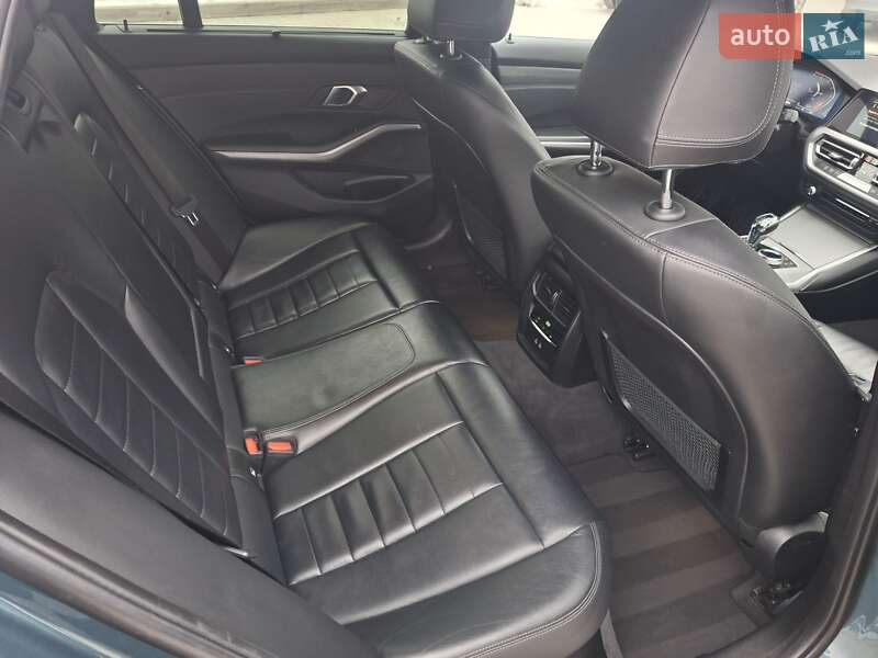 Универсал BMW 3 Series 2021 в Каменец-Подольском