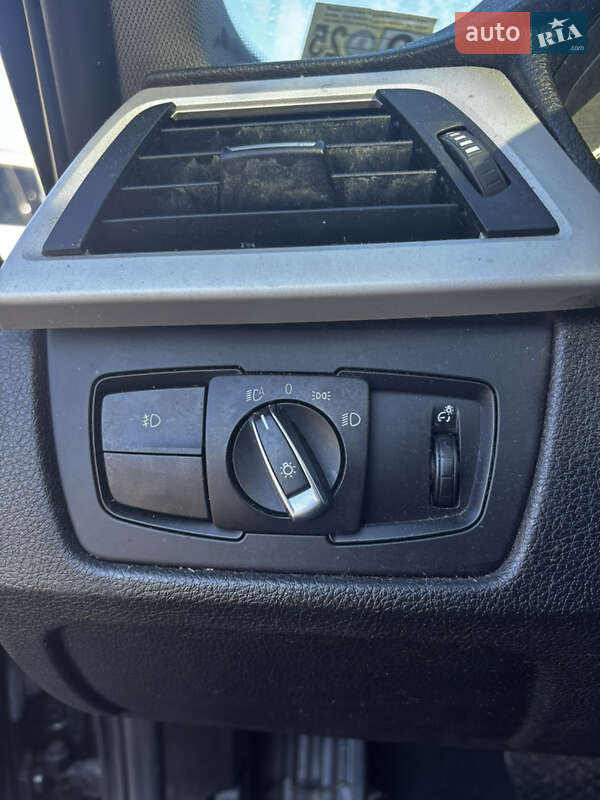 Седан BMW 3 Series 2015 в Стрые