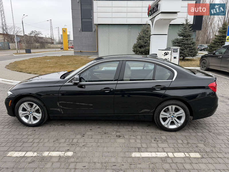 Седан BMW 3 Series 2017 в Одессе