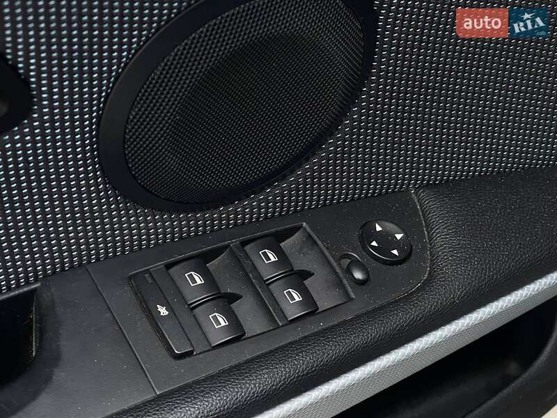 Седан BMW 3 Series 2008 в Николаеве фото 23 Седан BMW 3 Series 2008 в Николаеве