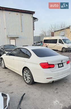 Седан BMW 3 Series 2016 в Ровно