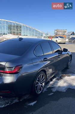 Седан BMW 3 Series 2020 в Києві