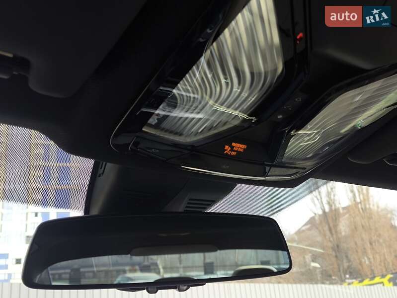 Седан BMW 3 Series 2019 в Киеве фото 27 Седан BMW 3 Series 2019 в Киеве
