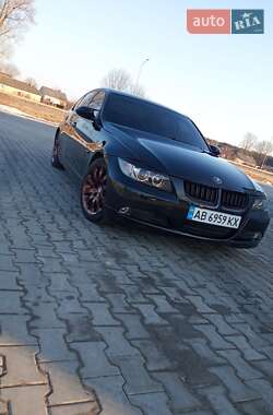 Седан BMW 3 Series 2006 в Радивилове