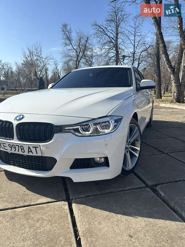 Седан BMW 3 Series 2016 в Кривом Роге фото 12 Седан BMW 3 Series 2016 в Кривом Роге