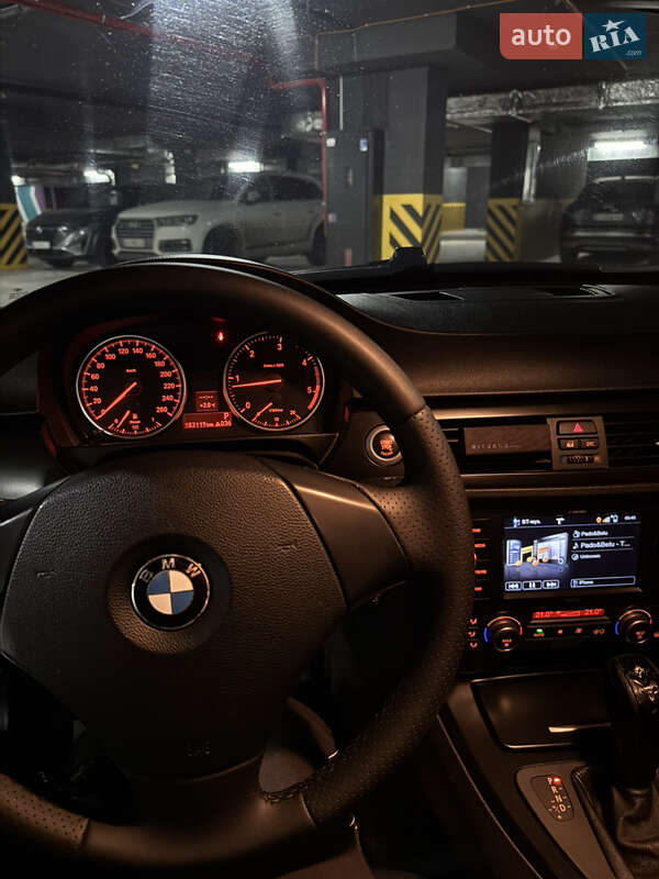 Седан BMW 3 Series 2007 в Ивано-Франковске