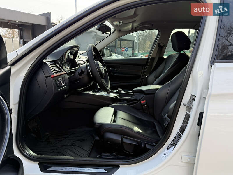 Седан BMW 3 Series 2012 в Киеве