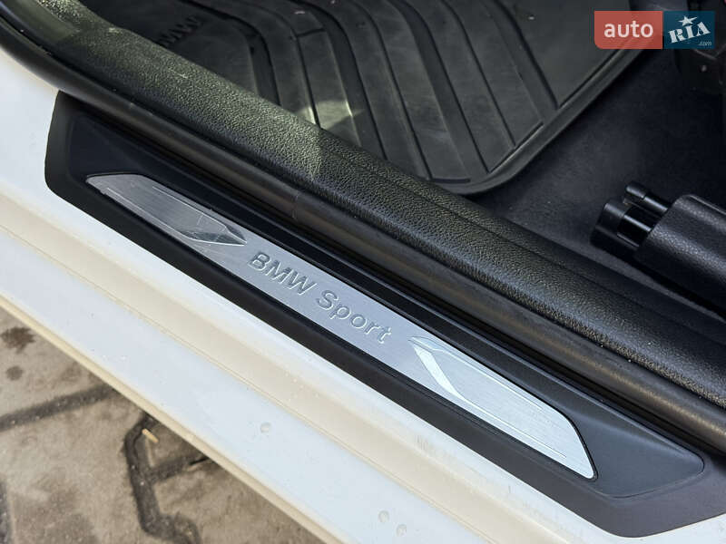 Седан BMW 3 Series 2012 в Киеве