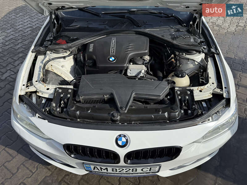 Седан BMW 3 Series 2012 в Киеве