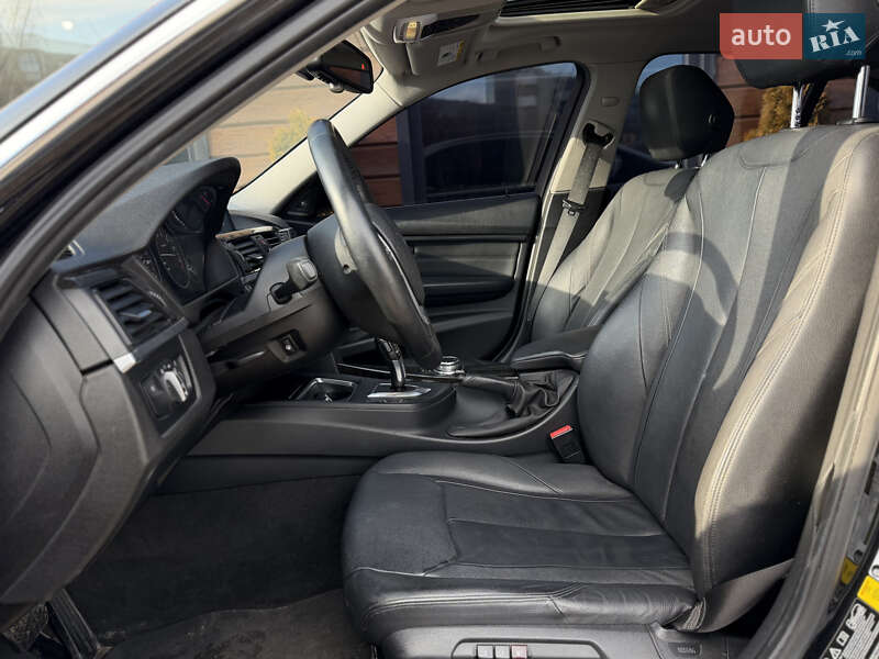 Седан BMW 3 Series 2015 в Шептицькому