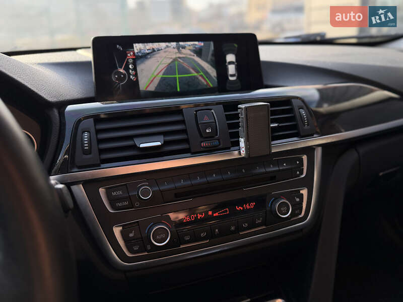 Седан BMW 3 Series 2015 в Шептицькому