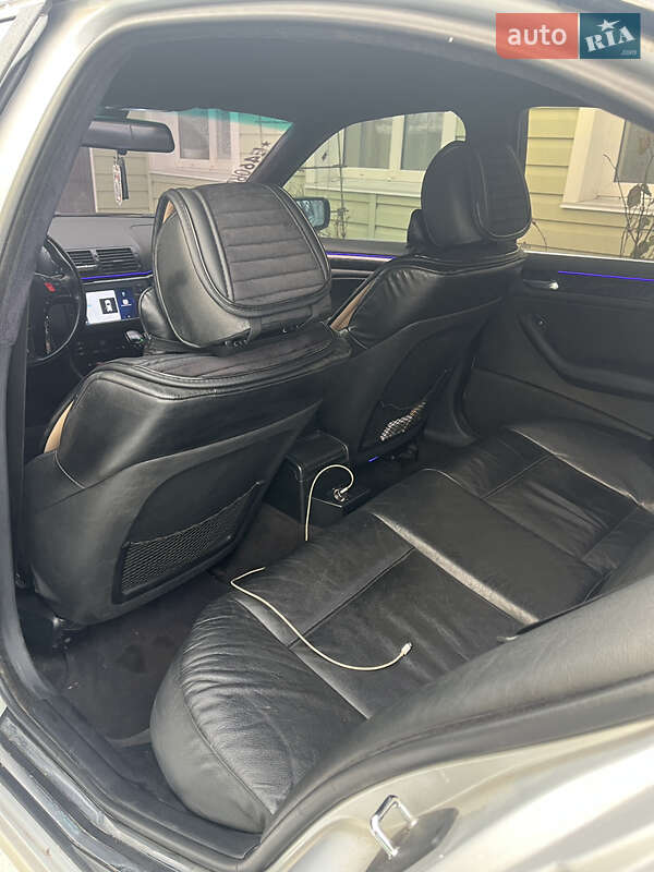 Седан BMW 3 Series 2000 в Мироновке