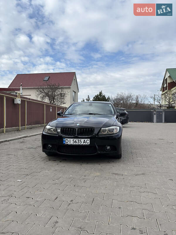 Седан BMW 3 Series 2009 в Одессе