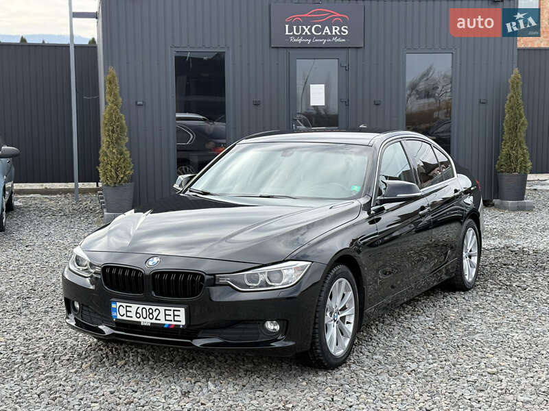 Седан BMW 3 Series 2013 в Черновцах