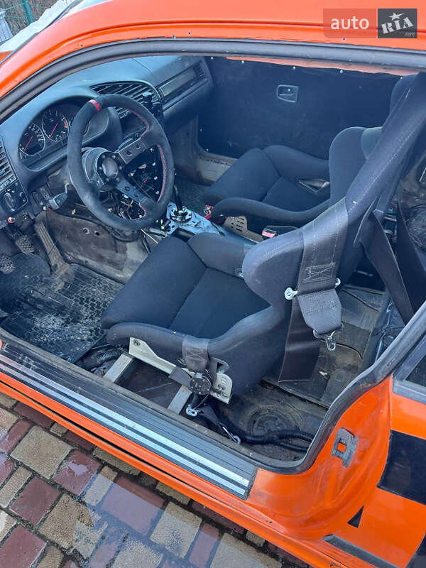 Купе BMW 3 Series 1994 в Киеве