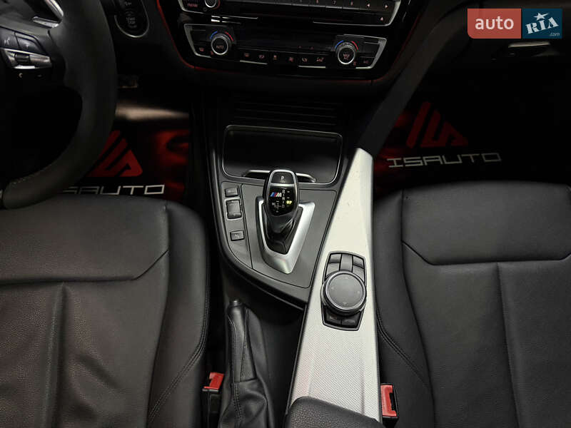 Седан BMW 3 Series 2016 в Одессе