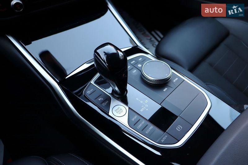 Седан BMW 3 Series 2022 в Львове