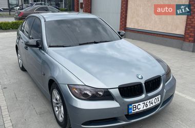 Седан BMW 3 Series 2005 в Львове