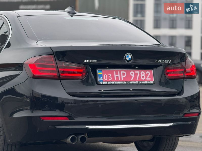 Седан BMW 3 Series 2014 в Киеве