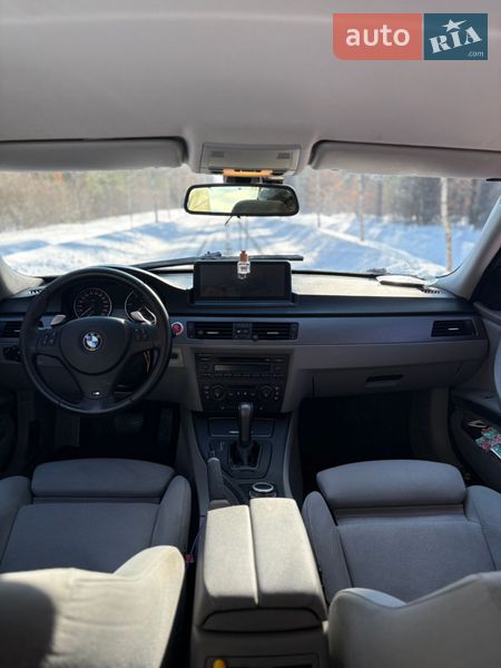 Универсал BMW 3 Series 2005 в Березному