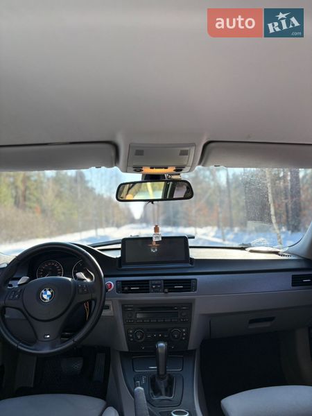 Универсал BMW 3 Series 2005 в Березному