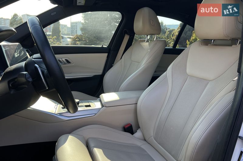 Седан BMW 3 Series 2022 в Львове