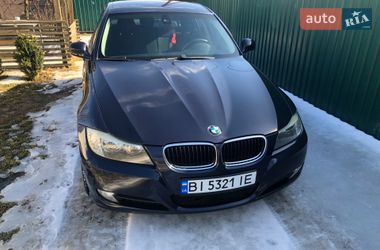 Седан BMW 3 Series 2009 в Полтаві