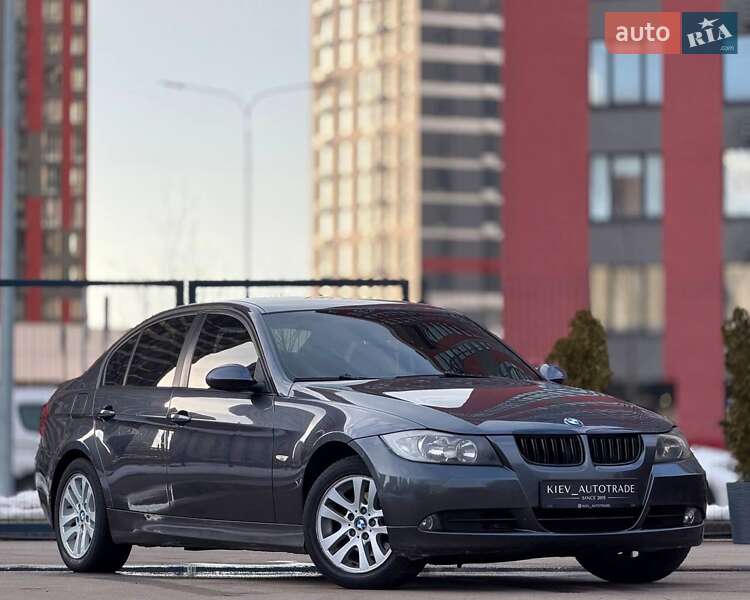 BMW 3 Series 2005