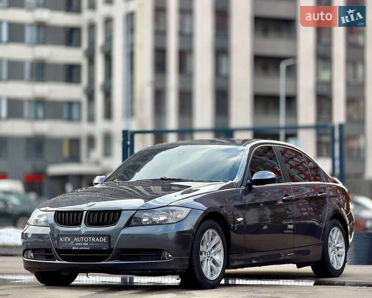 Седан BMW 3 Series 2005 в Киеве