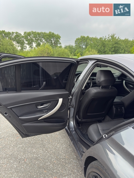 Седан BMW 3 Series 2018 в Бердичеві