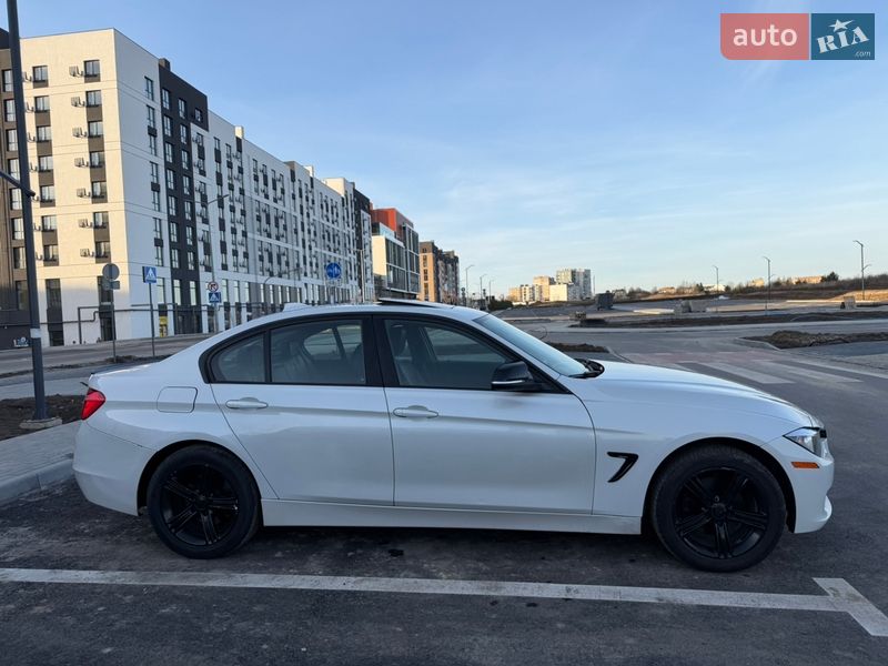 Седан BMW 3 Series 2013 в Ровно