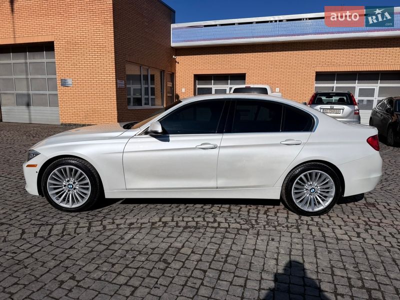 Седан BMW 3 Series 2015 в Луцке