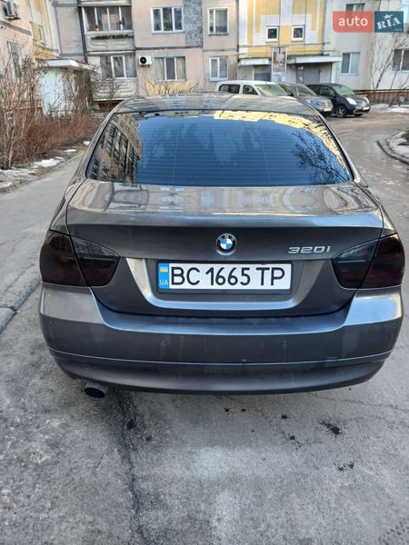Седан BMW 3 Series 2006 в Киеве