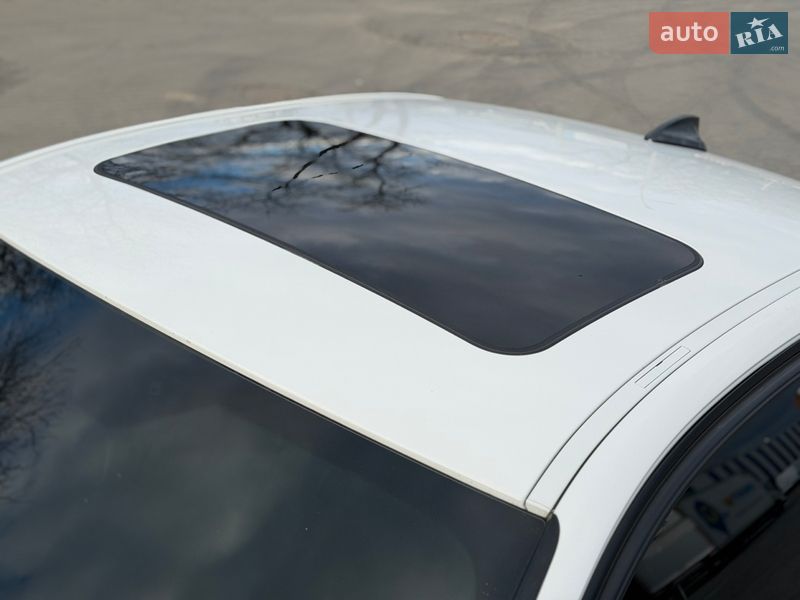 Седан BMW 3 Series 2016 в Одессе