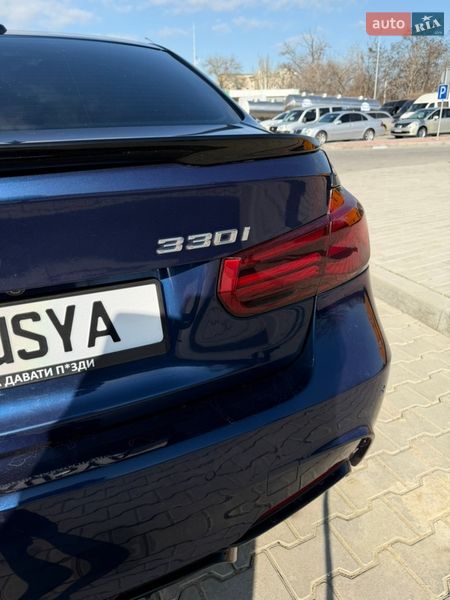 Седан BMW 3 Series 2017 в Одессе