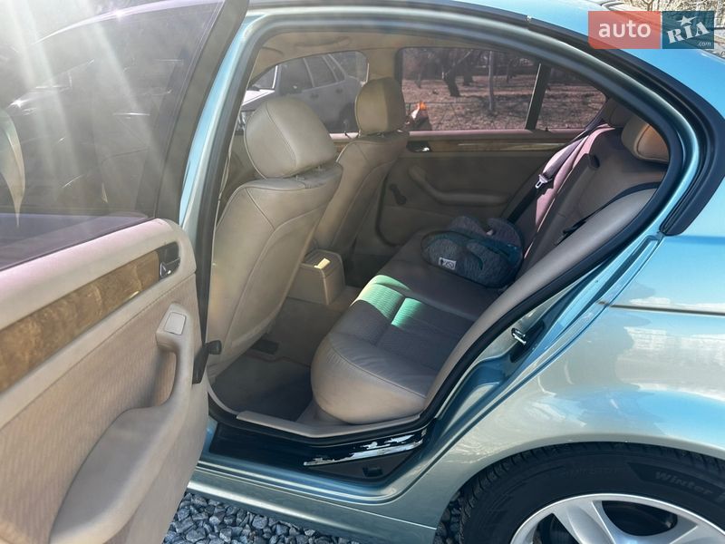 Седан BMW 3 Series 2001 в Киеве