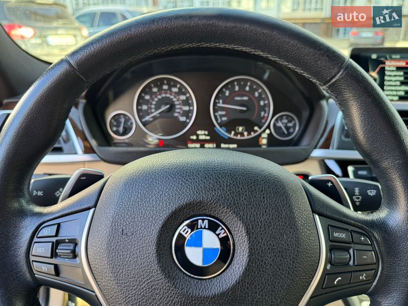 Седан BMW 3 Series 2016 в Ивано-Франковске